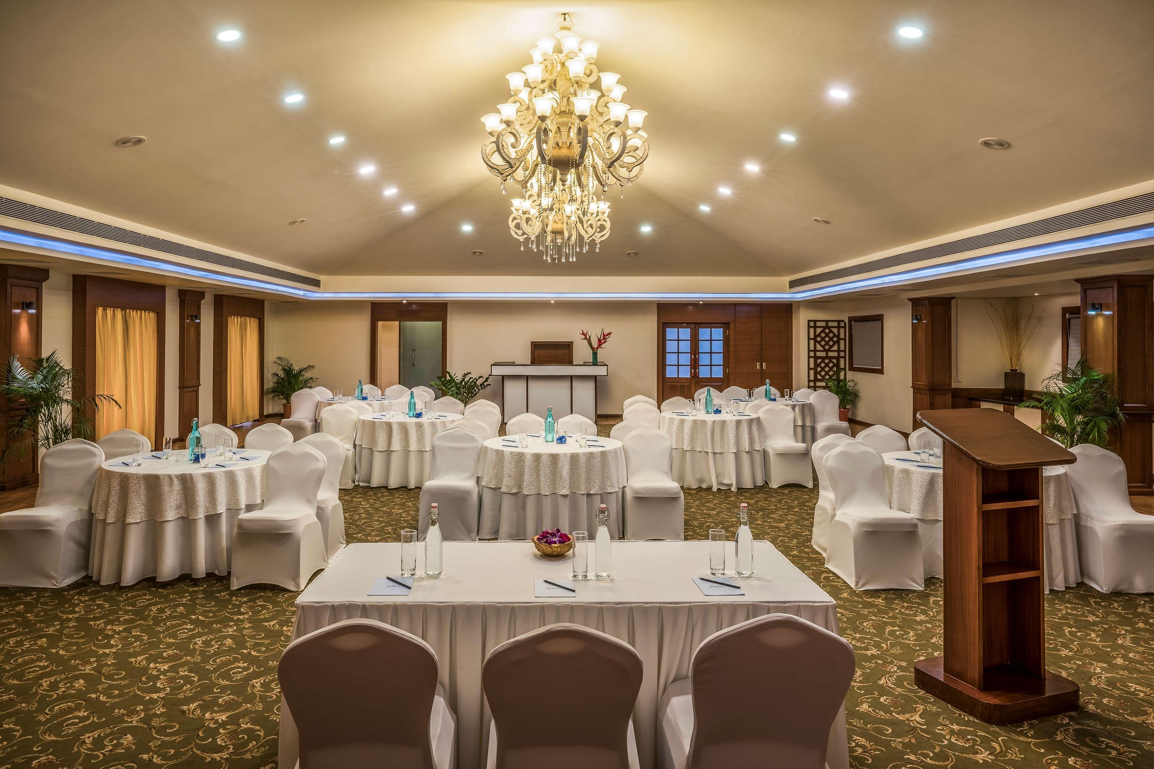 Radisson Goa Candolim Exteriör bild